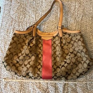 Large Coach Logo Hobo Bag!